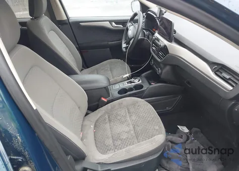 2020 Ford Escape Se from USA, damaged, VIN 1FMCU9G60LUA89528